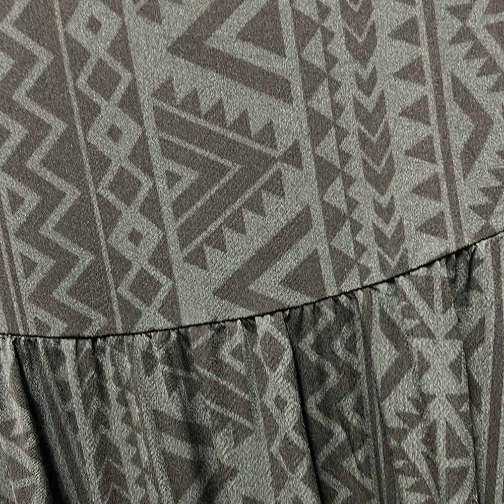 Lularoe Riley Dress - Picture 2 of 2